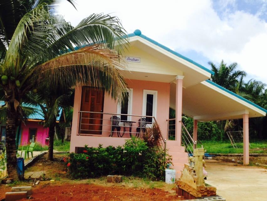 Oyo 75515 Sairung Farmstay Krabi town Esterno foto